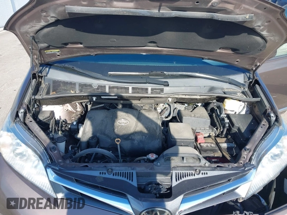 2019 Toyota Sienna XLE Auto Access Seat z VIN 5TDYZ3DC7KS984973, wystawiony jako IAAI lot #42299167 z przebiegiem 75 447 mil mil oraz . Historia ofert i sprzedaży dostępna na DreamBid. Obrazek 10.