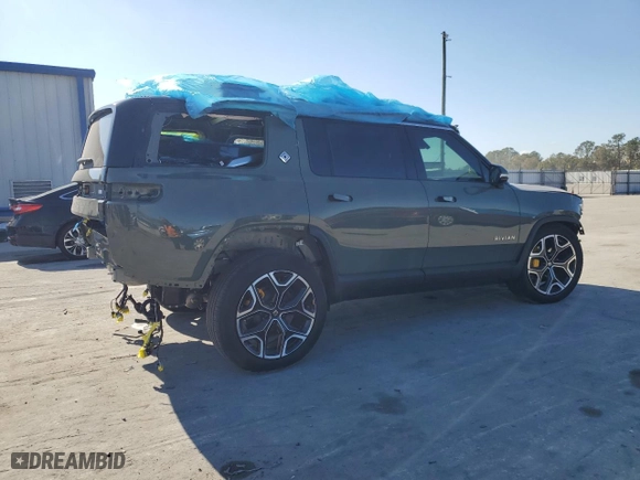2022 Rivian R1S Launch Edition with VIN 7PDSGABL9NN001359, listed as a Copart auction lot 85037884 with 0 mi miles and Salvage Title. Bid and sale history available at carsss.com. Image 3.