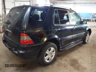 2005 Mercedes-Benz M 350 with VIN 4JGAB57E15A541164, listed as a IAAI auction lot 42179617 with 206,517 mi miles and . Bid and sale history available at DreamBid. Image 4.