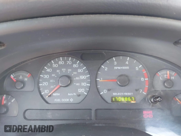 2001 Ford Mustang Standard with VIN 1FAFP40471F153561, listed as a IAAI auction lot 41650428 with 170,886 mi miles. Bid and sale history available at carsss.com. Image 7.