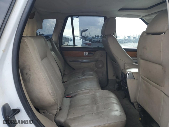 2011 Land Rover Range Rover Sport SC with VIN SALSH2E42BA273682, listed as a Copart auction lot 44811675 with 0 mi miles and Salvage Title. Bid and sale history available at carsss.com. Image 11.