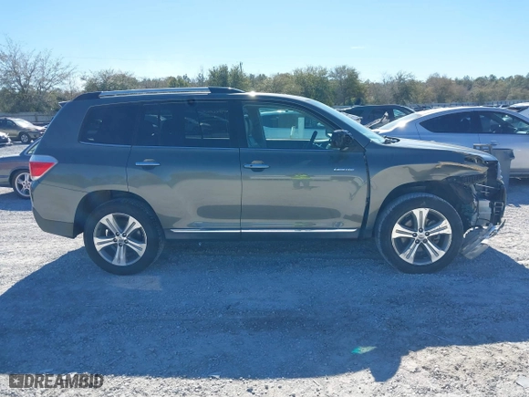 2012 Toyota Highlander Limited with VIN 5TDYK3EH7CS054667, listed as a IAAI auction lot 41716240 with 234,682 mi miles. Bid and sale history available at carsss.com. Image 13.
