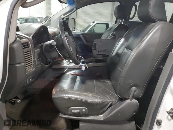 2005 Nissan Titan SE with VIN 1N6BA07B75N528932, listed as a Copart auction lot 45791535 with 196,100 mi miles and Salvage Title. Bid and sale history available at DreamBid. Image 7.