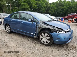 2008 Honda Civic LX z VIN 1HGFA16518L114472, wystawiony jako Copart lot #58499315 z przebiegiem 113 737 mil mil oraz Szkoda całkowita • Salvage title. Historia ofert i sprzedaży dostępna na DreamBid. Obrazek 4.