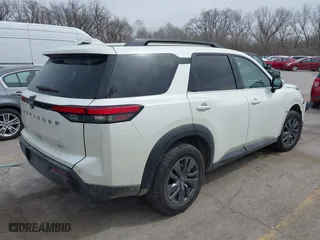 2024 Nissan Pathfinder SV with VIN 5N1DR3BA1RC274037, listed as a IAAI auction lot 41795475 with 40,079 mi miles. Bid and sale history available at carsss.com. Image 4.