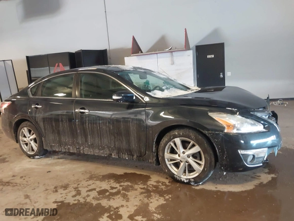 2015 Nissan Altima 2.5 SV with VIN 1N4AL3AP1FC476280, listed as a IAAI auction lot 41590990 with 113,565 mi miles. Bid and sale history available at carsss.com. Image 13.
