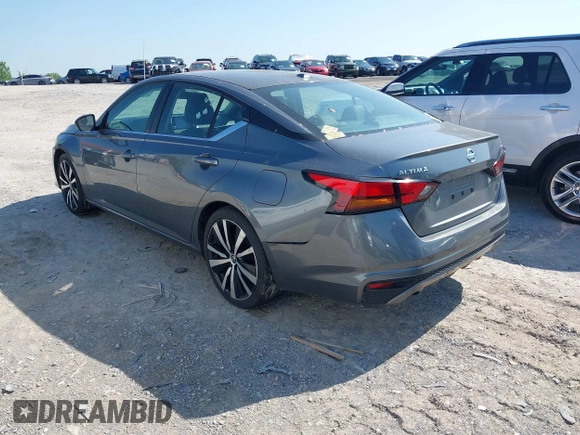 2019 Nissan Altima 2.5 SR with VIN 1N4BL4CV0KC163432, listed as a IAAI auction lot 42130104 with 186,452 mi miles. Bid and sale history available at carsss.com. Image 3.