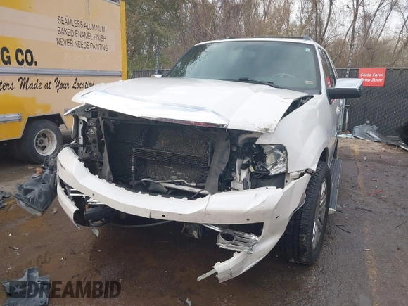2009 Lincoln Navigator with VIN 5LMFU28519EJ01390, listed as a IAAI auction lot 40950017 with 168,469 mi miles and . Bid and sale history available at DreamBid. Image 6.