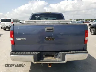 2006 Ford F-150 XLT with VIN 1FTRW12W36KB16433, listed as a Copart auction lot 54391085 with 238,604 mi miles and Clean Title. Bid and sale history available at carsss.com. Image 6.