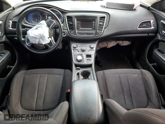 2015 Chrysler 200 Limited z VIN 1C3CCCAG2FN516524, wystawiony jako Copart lot #48309414 z przebiegiem 168 517 mil mil oraz Szkoda całkowita • Salvage title. Historia ofert i sprzedaży dostępna na DreamBid. Obrazek 8.