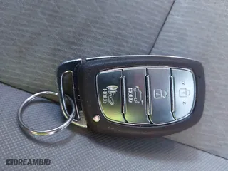 2018 Hyundai Tucson Value with VIN KM8J3CA20JU762120, listed as a IAAI auction lot 41878796 with 103,346 mi miles. Bid and sale history available at carsss.com. Image 11.