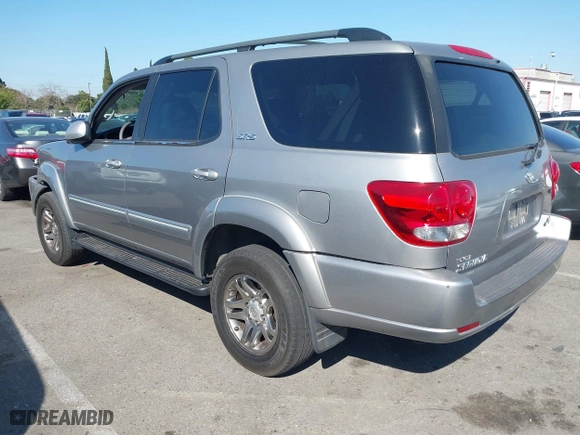 2005 Toyota Sequoia SR5 with VIN 5TDZT34A65S251726, listed as a IAAI auction lot 41646858 with 107,584 mi miles. Bid and sale history available at carsss.com. Image 3.