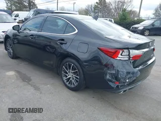 2018 Lexus ES with VIN 58ABK1GG0JU088946, listed as a IAAI auction lot 41720270 with 154,064 mi miles. Bid and sale history available at carsss.com. Image 3.