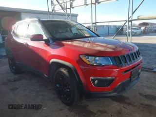 2021 Jeep Compass Latitude z VIN 3C4NJDBB9MT595254, wystawiony jako IAAI lot #41476122 z przebiegiem 78 809 mil mil oraz . Historia ofert i sprzedaży dostępna na DreamBid. Obrazek 1.