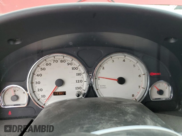 2006 Saturn VUE z VIN 5GZCZ53416S814037, wystawiony jako Copart lot #54332895 z przebiegiem 133 807 mil mil oraz Szkody całkowita. Historia ofert i sprzedaży dostępna na DreamBid. Obrazek 9.