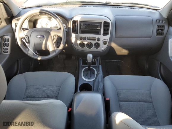2007 Ford Escape XLT with VIN 1FMYU03147KB08756, listed as a Copart auction lot 47033095 with 0 mi miles and Salvage Title. Bid and sale history available at carsss.com. Image 8.