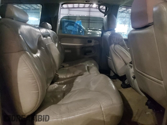 2002 GMC Yukon XL SLT with VIN 3GKFK16ZX2G270341, listed as a Copart auction lot 88023885 with 238,111 mi miles and Salvage Title. Bid and sale history available at carsss.com. Image 12.