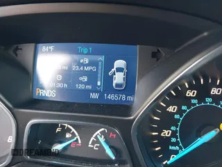2013 Ford Escape SE z VIN 1FMCU0GX2DUD94471, wystawiony jako IAAI lot #42655476 z przebiegiem 146 578 mil mil oraz . Historia ofert i sprzedaży dostępna na DreamBid. Obrazek 7.