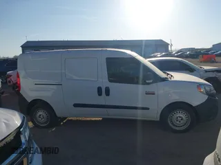 2019 Ram ProMaster City Cargo Tradesman z VIN ZFBHRFAB8K6L98752, wystawiony jako IAAI lot #41768646 z przebiegiem 142 970 mil mil oraz . Historia ofert i sprzedaży dostępna na DreamBid. Obrazek 13.
