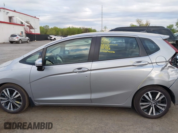 2018 Honda Fit EX-L with VIN 3HGGK5H97JM705564, listed as a IAAI auction lot 42064209 with 43,744 mi miles. Bid and sale history available at carsss.com. Image 14.