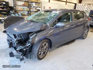 2016 Kia Forte 5-Door EX with VIN KNAFX5A88G5529097, listed as a Copart auction lot 84120284 with 76,261 mi miles and Salvage Title. Bid and sale history available at carsss.com. Image 1.