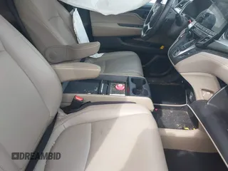 2022 Honda Odyssey EX-L with VIN 5FNRL6H7XNB043658, listed as a IAAI auction lot 41800437 with 45,245 mi miles and . Bid and sale history available at DreamBid. Image 5.