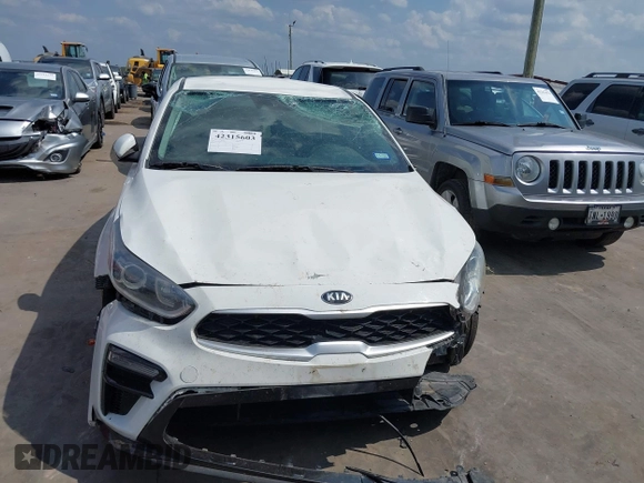 2021 Kia Forte LXS с VIN 3KPF24AD6ME288942, выставлен на аукционе IAAI как лот 42315603 с пробегом 131 843 миль миль и . История ставок и продаж доступна на DreamBid. Изображение 12.