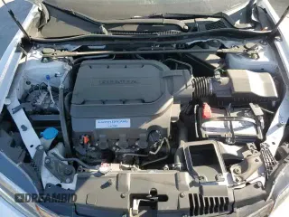 2017 Honda Accord Touring with VIN 1HGCT2B01HA002893, listed as a Copart auction lot 85427744 with 38,255 mi miles and Salvage title. Bid and sale history available at DreamBid. Image 13.