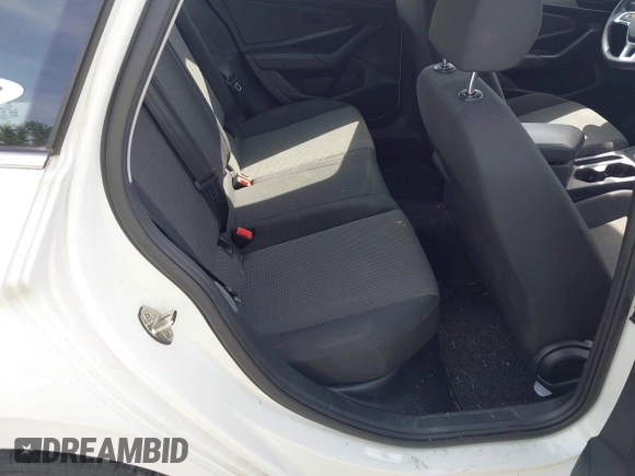 2019 Volkswagen Jetta S z VIN 3VWC57BU7KM243356, wystawiony jako IAAI lot #42334838 z przebiegiem 48 343 mil mil oraz . Historia ofert i sprzedaży dostępna na DreamBid. Obrazek 8.