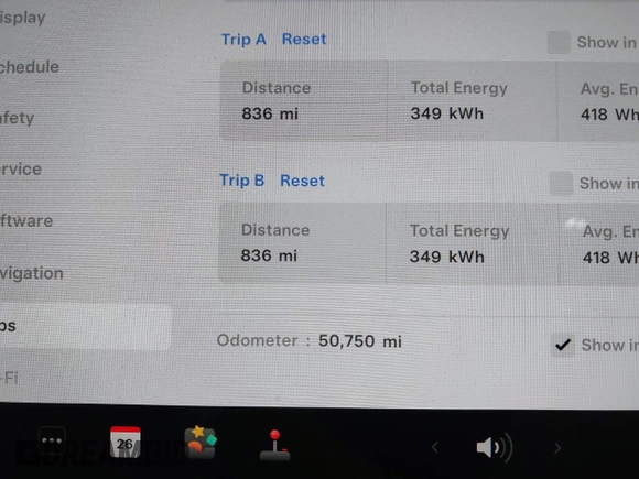 2021 Tesla Model Y Long Range with VIN 5YJYGAEE5MF305655, listed as a IAAI auction lot 41860993 with 50,750 mi miles. Bid and sale history available at carsss.com. Image 7.