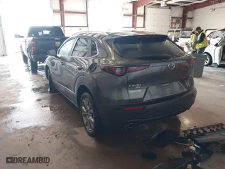 2022 Mazda CX-30 2.5 S Preferred Package with VIN 3MVDMBCL3NM422029, listed as a IAAI auction lot 41232492 with 33,648 mi miles. Bid and sale history available at carsss.com. Image 3.