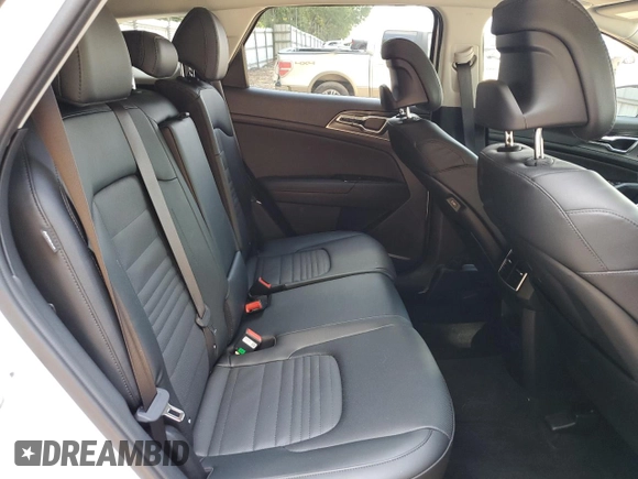 2025 Kia Sportage SX-Prestige с VIN 5XYK53DF7SG292284, выставлен на аукционе Copart как лот 64005715 с пробегом 5 846 миль миль и Списание • Salvage title. История ставок и продаж доступна на DreamBid. Изображение 11.