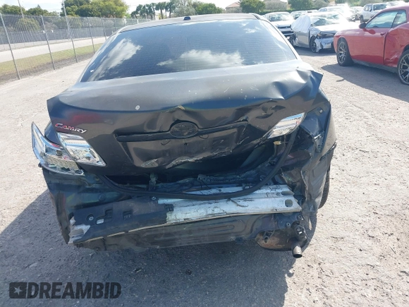 2011 Toyota Camry LE with VIN 4T1BF3EK0BU604271, listed as a IAAI auction lot 41707004 with 184,600 mi miles. Bid and sale history available at carsss.com. Image 6.