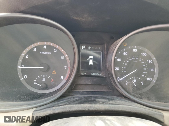 2017 Hyundai Santa Fe 2.4L z VIN 5XYZT3LB7HG382157, wystawiony jako Copart lot #52072405 z przebiegiem 139 285 mil mil oraz Czysty tytuł • Clean title. Historia ofert i sprzedaży dostępna na DreamBid. Obrazek 9.