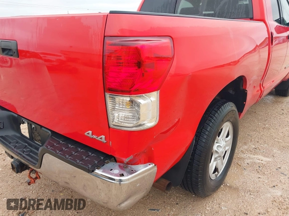2012 Toyota Tundra z VIN 5TFUM5F11CX028307, wystawiony jako IAAI lot #41952532 z przebiegiem 253 254 mil mil oraz . Historia ofert i sprzedaży dostępna na DreamBid. Obrazek 19.