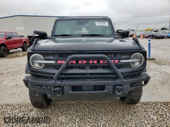2022 Ford Bronco with VIN 1FMDE5DH1NLB77321, listed as a Copart auction lot 51923395 with 27,016 mi miles and Salvage Title. Bid and sale history available at carsss.com. Image 5.