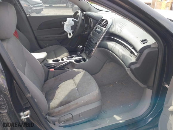 2014 Chevrolet Malibu LS with VIN 1G11B5SL4EF216711, listed as a IAAI auction lot 41957139 with 135,555 mi miles. Bid and sale history available at carsss.com. Image 5.