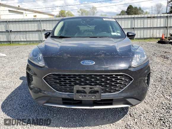2020 Ford Escape SE z VIN 1FMCU9G6XLUC62391, wystawiony jako Copart lot #55538105 z przebiegiem 76 591 mil mil oraz Szkoda całkowita • Salvage title. Historia ofert i sprzedaży dostępna na DreamBid. Obrazek 5.