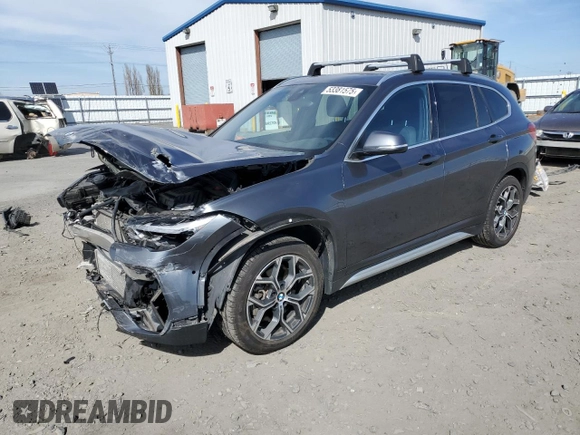 2021 BMW X1 xDrive28i with VIN WBXJG9C09M5U35384, listed as a Copart auction lot 53381575 with 46,736 mi miles and Salvage Title. Bid and sale history available at carsss.com. Image 1.