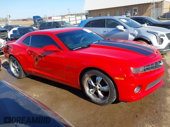 2010 Chevrolet Camaro 2SS z VIN 2G1FK1EJ0A9155885, wystawiony jako IAAI lot #41792691 z przebiegiem 147 389 mil mil oraz . Historia ofert i sprzedaży dostępna na DreamBid. Obrazek 13.