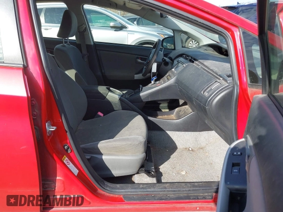 2013 Toyota Prius One with VIN JTDKN3DU0D1639195, listed as a IAAI auction lot 41887377 with 253,934 mi miles and . Bid and sale history available at carsss.com. Image 5.