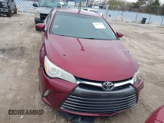 2016 Toyota Camry XLE with VIN 4T1BF1FKXGU533008, listed as a IAAI auction lot 41957727 with 184,022 mi miles. Bid and sale history available at carsss.com. Image 12.