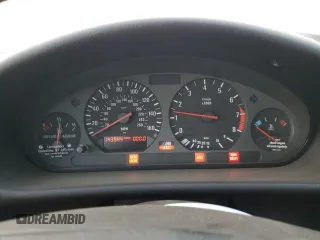 1998 BMW 3 Series M3 with VIN WBSBG9320WEY78263, listed as a Copart auction lot 84470684 with 143,944 mi miles and Clean Title. Bid and sale history available at carsss.com. Image 9.