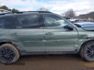 2023 Kia Telluride EX X-Line z VIN 5XYP3DGC8PG338845, wystawiony jako IAAI lot #41665367 z przebiegiem 63 595 mil mil oraz . Historia ofert i sprzedaży dostępna na DreamBid. Obrazek 14.