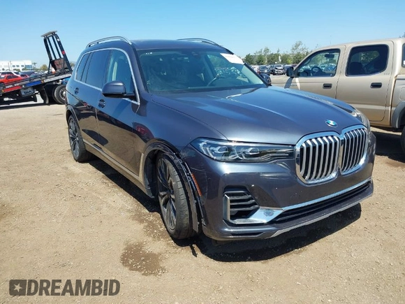 2020 BMW X7 xDrive40i z VIN 5UXCW2C07L9A00078, wystawiony jako IAAI lot #41999850 z przebiegiem 59 711 mil mil oraz . Historia ofert i sprzedaży dostępna na DreamBid. Obrazek 1.