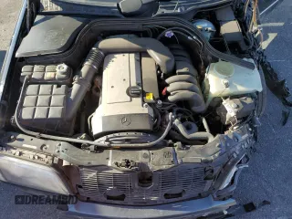 1994 Mercedes-Benz C z VIN WDBHA28E3RF075327, wystawiony jako Copart lot #57819825 z przebiegiem 83 224 mil mil oraz Szkoda całkowita • Salvage title. Historia ofert i sprzedaży dostępna na DreamBid. Obrazek 11.
