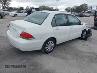 2005 Mitsubishi Lancer ES z VIN JA3AJ26E35U025117, wystawiony jako IAAI lot #41634961 z przebiegiem 206 822 mil mil oraz . Historia ofert i sprzedaży dostępna na DreamBid. Obrazek 4.
