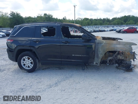 2024 Jeep Grand Cherokee Laredo X with VIN 1C4RJGAGXRC187574, listed as a IAAI auction lot 42234322 with Not provided miles and . Bid and sale history available at DreamBid. Image 13.