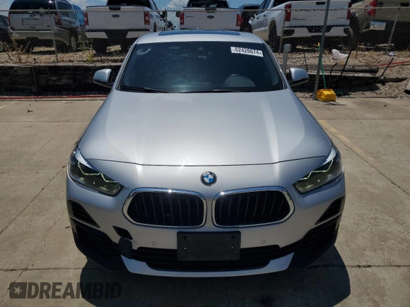 2022 BMW X2 sDrive28i with VIN WBXYH9C08N5U12160, listed as a Copart auction lot 62420674 with 59,362 mi miles and Clean Title. Bid and sale history available at carsss.com. Image 5.