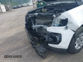 2022 Chevrolet Colorado 2WD LT z VIN 1GCHSCEA5N1274585, wystawiony jako IAAI lot #42621452 z przebiegiem 20 562 mil mil oraz . Historia ofert i sprzedaży dostępna na DreamBid. Obrazek 6.